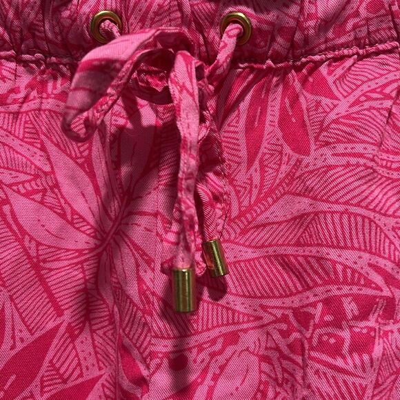 Stella Parker Collecton Tropical Pink Pull on Shorts Drawstring Waist - Picture 2 of 8